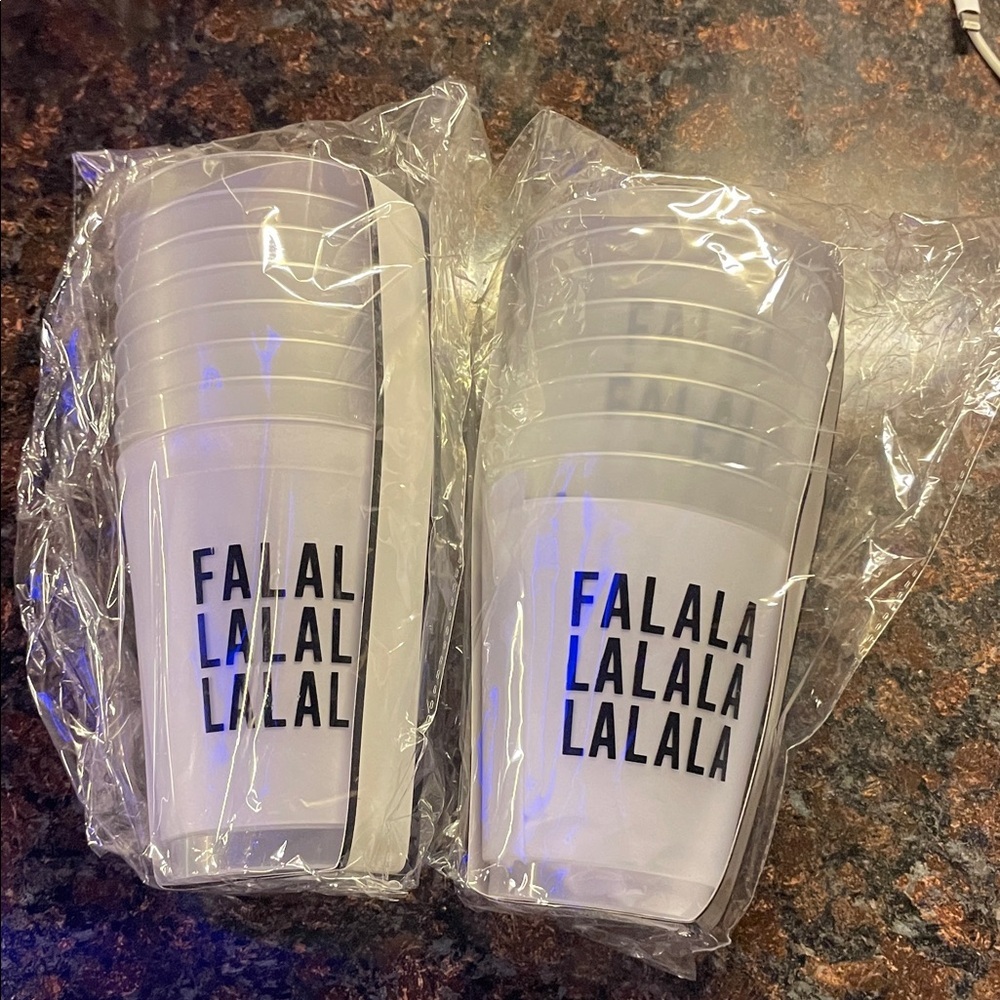 Falala White Party Cups TWO SETS 16 cups total. Get your Jingle on. 🎅🏻